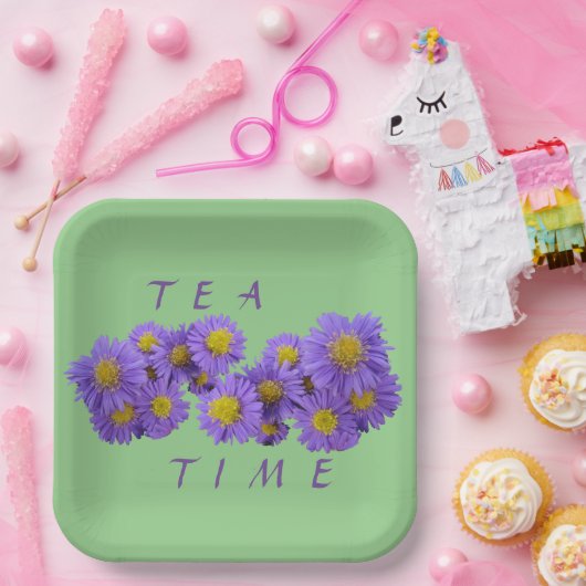 Michaelmas Daisy Cust Papierplatte auf dem grünen  Pappteller (Party)