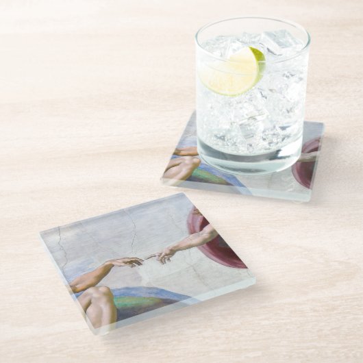 Michelangelo - Erschaffung von Adam Abgeschieden Glasuntersetzer (Schrägansicht)