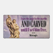 Michelangelo Inspirational Quote "Angel carved" Schreibtischunterlage (Vorderseite)