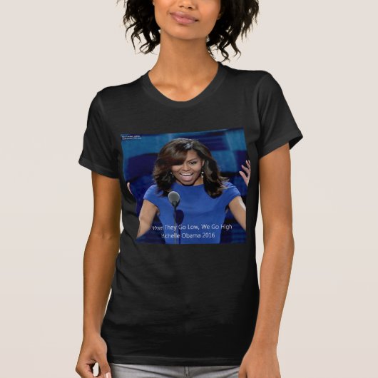 Michelle Obama "We Go High" Collectible T-Shirt (Vorderseite)