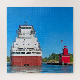 Michigan Big Red Leuchtturm und ein Frachtschiff Puzzle