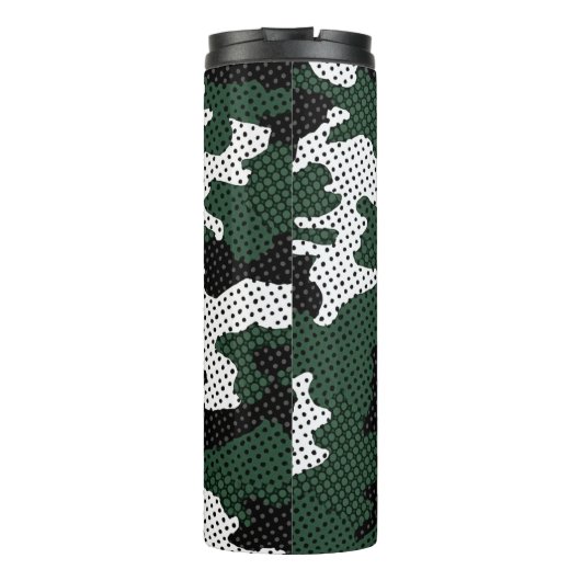 Michigan Green & White Warrior Camo Printed Thermosbecher (Rückseite)