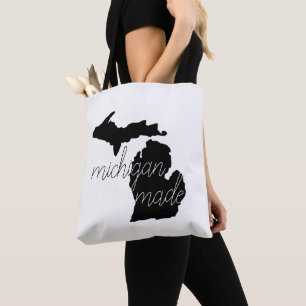 Michigan machte Typografie mit schwarzer Silhouett Tasche