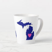 Michigan Mama News Tasse (Rechte Ecke)