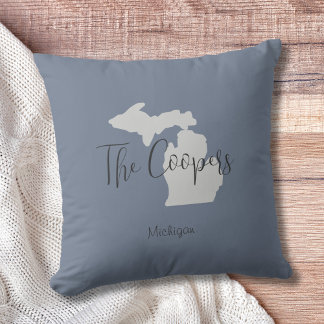 Michigan Staat Family Name Throw Pillow Kissen