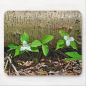 Michigan White Trilliums Mousepad (Vorne)
