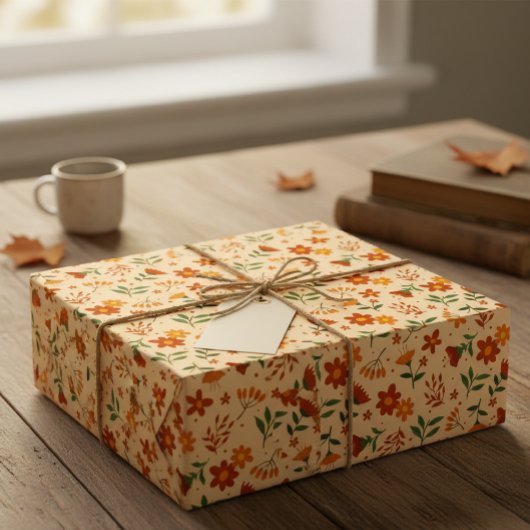 Micro Autumnal Flower and Leaf Pattern Gift Wrap Geschenkpapier