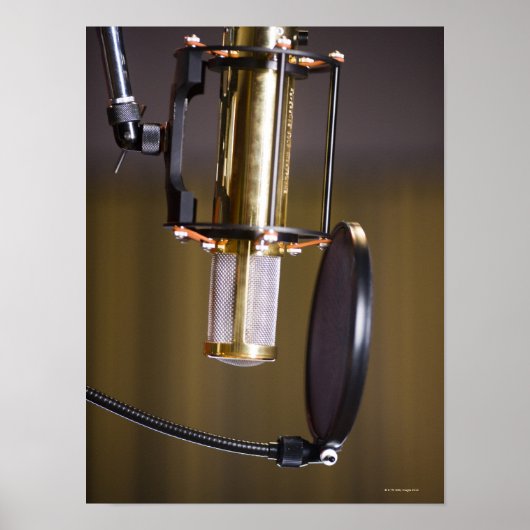 Microphone in Studio Poster (Vorne)