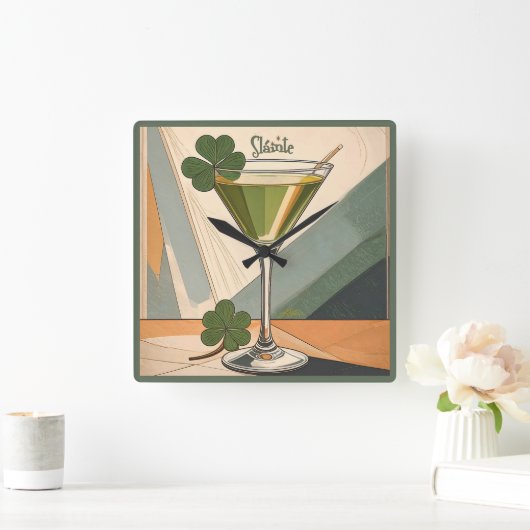 Mid Century Modern Art Shamrock Martini Sláinte!  Quadratische Wanduhr (Zuhause)