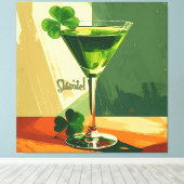 Mid Century Modern Shamrock Martini Sláinte!  Leinwanddruck (Insitu (Holzboden))