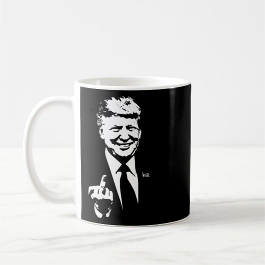 Middle Finger Trump 2024 Wahl Amerikaner Kaffeetasse (Links)