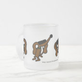 Midge Dancing Mattierte Tasse (Vorderseite Links)