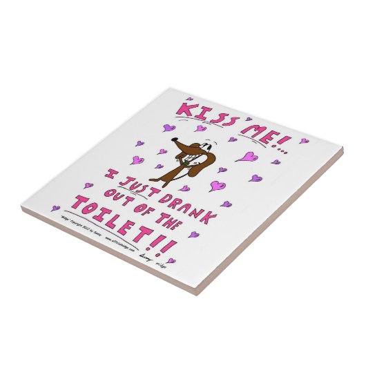 Midge "KISS ME" Funny Tile Fliese (Seite)
