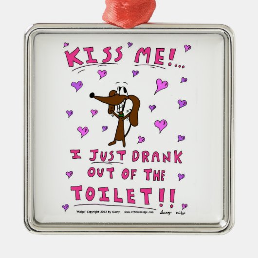 Midge "KISS ME" Ornament (Vorne)