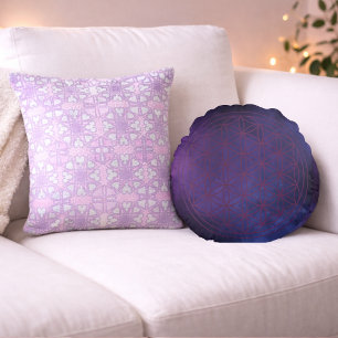 Midnight Aura – Farbe des Herzens Rundes Kissen