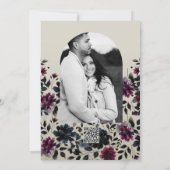 Midnight Blue Burgundy Inky Floral Almond Wedding Einladung (Rückseite)