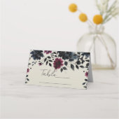 Midnight Blue Burgundy Inky Floral Almond Wedding Platzkarte (Rückseite)
