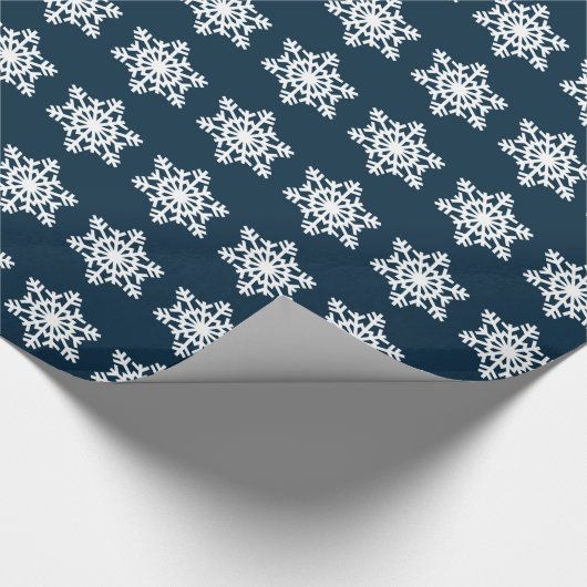Midnight Blue Snowflake Geschenkpapier (Ecke)