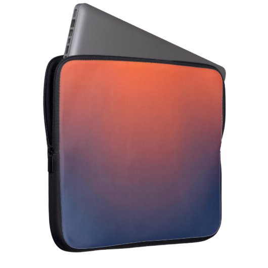 Midnight Ember Gradient Laptopschutzhülle (Vorne Rechts)
