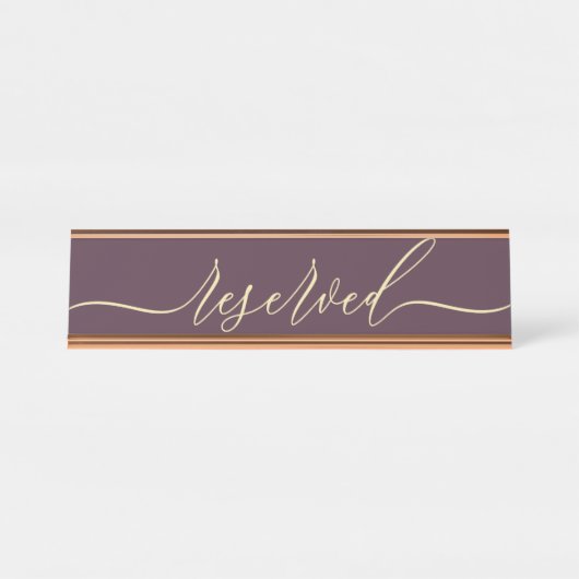 Midnight Fig & Champagne Script Table Reserved Schreibtischnamensplakette (Vorderseite )