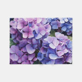 Midnight Garden Violet Hydrangea Wassercolor Fleecedecke (Vorderseite (Horizontal))