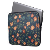 Midnight Meadow Hand-Painted Floral Pattern Laptopschutzhülle (Vorderseite Links)