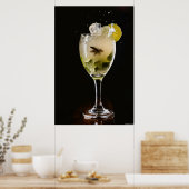 Midnight Mojito: Dynamischer Eis- und Limettencock Poster (Küche)