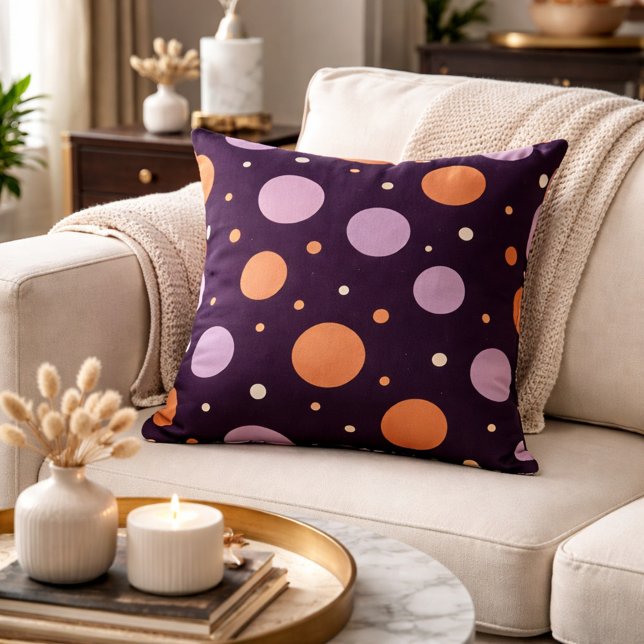 Midnight Plum Polka Dot  Kissen (Von Creator hochgeladen)