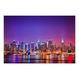 Midtown Manhattan in der Nacht mit Empire Stae Poster