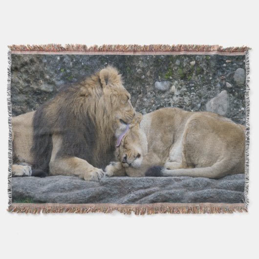 Mighty Lion Liebe Decke (Vorderseite)