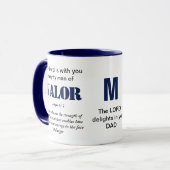MIGHTY MAN OF VALOR Christlich Blue Monogram Tasse (Vorderseite Links)