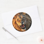 Mighty Roar Runder Aufkleber (Umschlag)