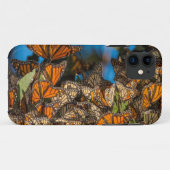 Migrating monarch butterflies cling to leaves Case-Mate iPhone hülle (Rückseite (Horizontal))