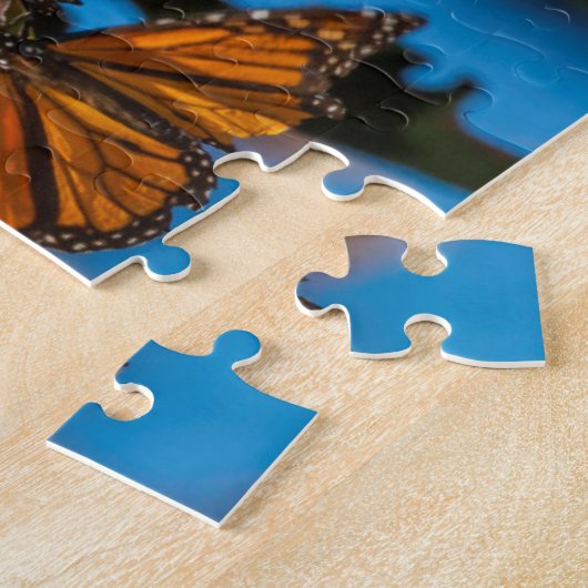 Migrating monarch butterflies cling to leaves puzzle (Seite)