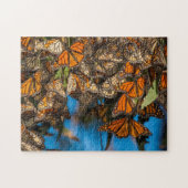 Migrating monarch butterflies cling to leaves puzzle (Horizontal)