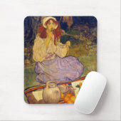 Miguela, immer noch kniend, legt es auf ihre Lippe Mousepad (Mit Mouse)