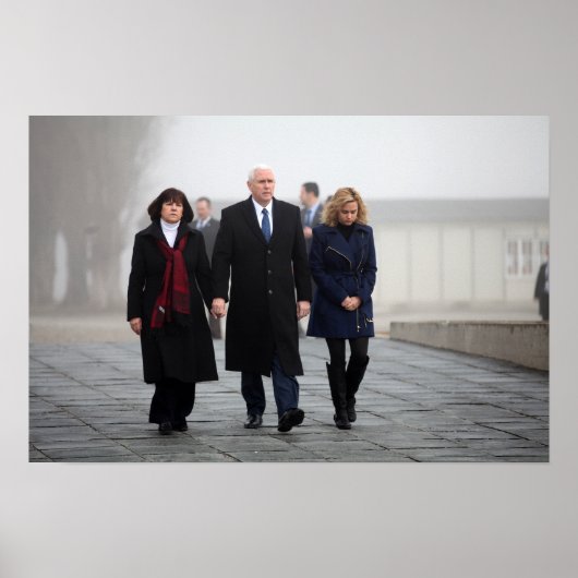 Mike, Karen & Charlotte Pence in Dachau Poster (Vorne)