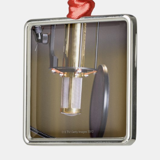 Mikrofon im Studio Ornament Aus Metall (Links)