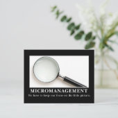 Mikromanagement ist eine erfolgreiche Strategie Postkarte (Stehend Vorderseite)