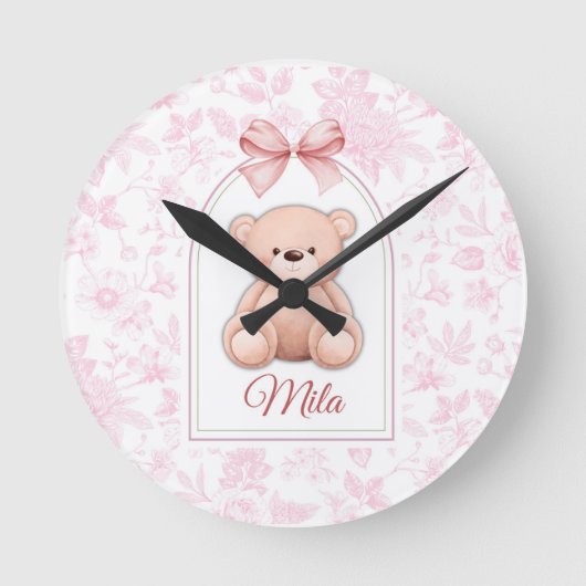 Mila | Benutzerdefiniertes rosa Teddy-Bär-Kinderzi Runde Wanduhr (Vorderseite)