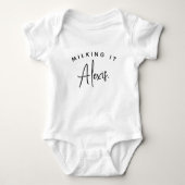 Milch It Individuelle Name Unisex Baby Bodysuit Baby Strampler (Vorderseite)