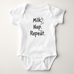 Milch. Nickerchen. Wieder von vorne. - Funny Baby Strampler