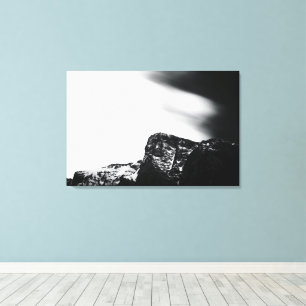 Milchige Wolken über dem Berg Krn Leinwanddruck