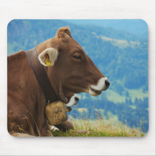 Milchkuh in den Alpen Mousepad