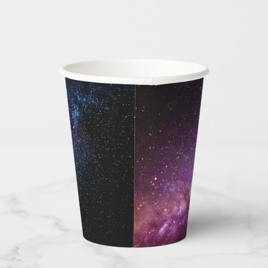 Milde, helle Farben Pappbecher (Rechts)