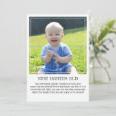 Milestone Keepake Card: Neun Monate alt Ankündigung (Stehend Vorderseite)