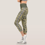 Militär-Grün-Tarnung weiß & grau Streifen Capri Leggings<br><div class="desc">Leggings mit weißem und grauem Streifen</div>