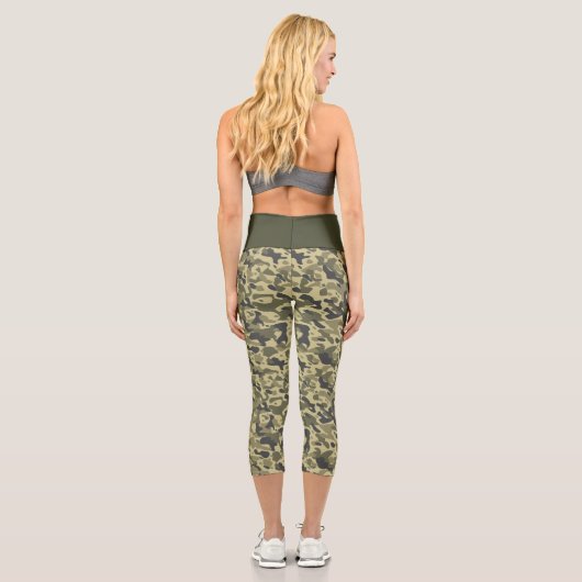 Militär-Grün-Tarnung weiß & grau Streifen Capri Leggings (Rückseite)