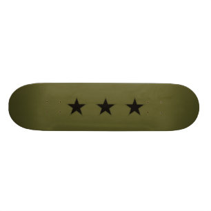 Militär spielt die Hauptrolle Skateboard