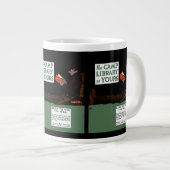 Militärbibliothek des Ersten Weltkriegs 1917 Jumbo-Tasse (Vorderseite Rechts)